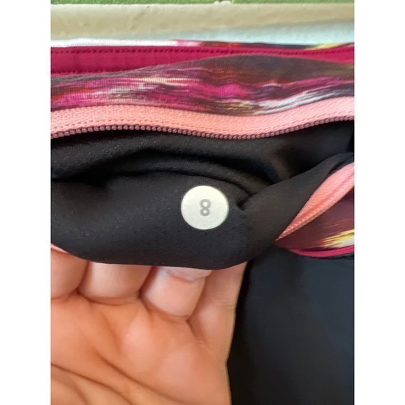 Lululemon Capri Leggings Size 8 - Picture 2 of 2